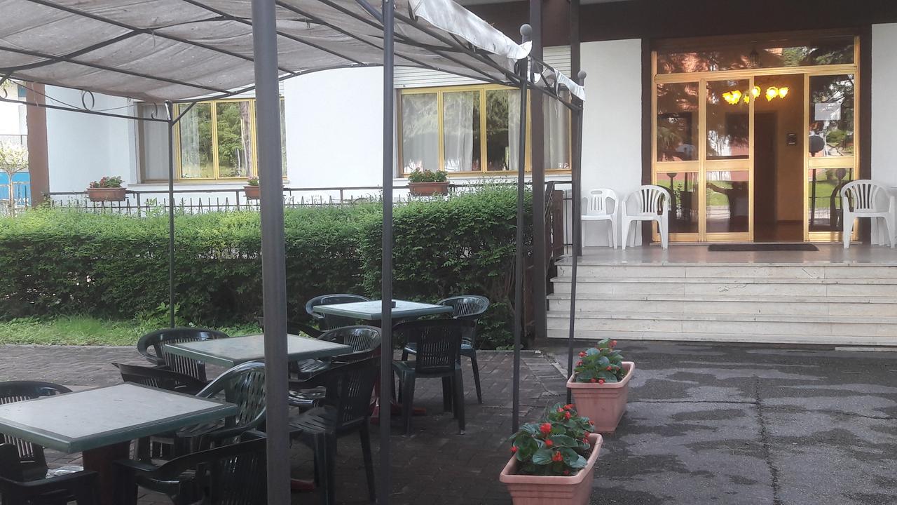 Hotel Belvedere Castrocaro Terme Exterior photo